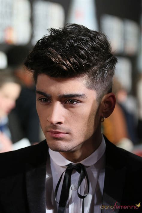 Sábado, 20 de julho de 2013. Zayn Malik en la alfombra roja de los Brit 2013
