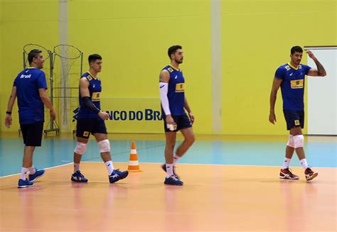 A equipe comandada por renan dal zotto recebeu a 9 de junho de 2017 13:45:53 — 9 de junho de 2017 13:57:53. Seleção brasileira de Vôlei masculino faz última semana de ...