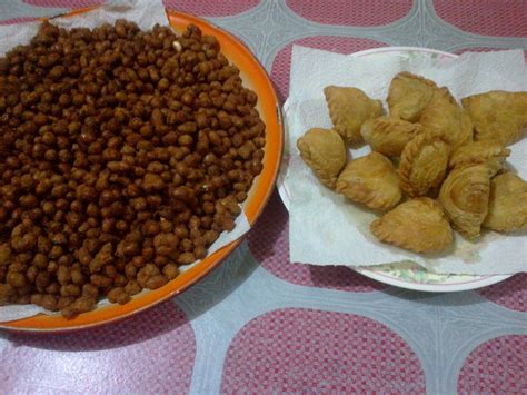 Resepinya sangat simple, jadi sesuailah dengan saya yang bukan sihat untuk memasaknya. cik azz: Kacang botak?