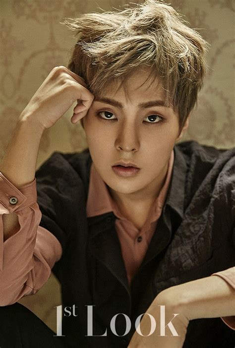 Check spelling or type a new query. Foto Xiumin EXO di Majalah 1st Look Vol. 114 - Foto 8 dari 31