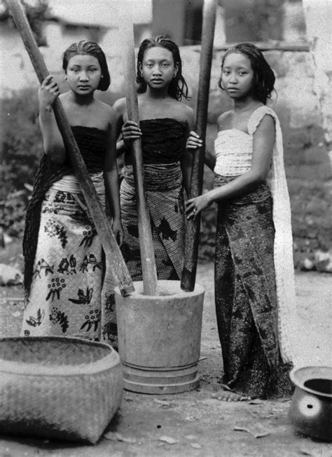 86 Amazing Old Photos Of Indonesian People Bali Budaya Dunia Foto Zaman Dulu