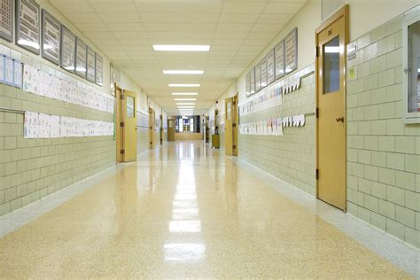 Hallway In A School School Hallways Hallway Home