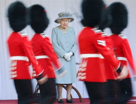 العالم في صور عيد ميلاد الملكة إليزابيث والماس في جنوب أفريقيا cedar news