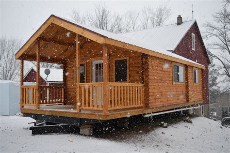 Based in lancaster county, pa in the middle of amish country, our family owned company with amish roots specializes in building real log cabins on wheels also known as park model cabins or tiny homes. Lancaster Log Cabins - Real Log Park Model Cabins