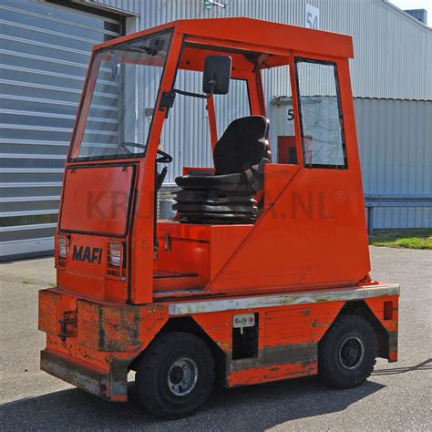 Golf cart electric tractor Open cab Used € 3250,- | Kruizinga.com