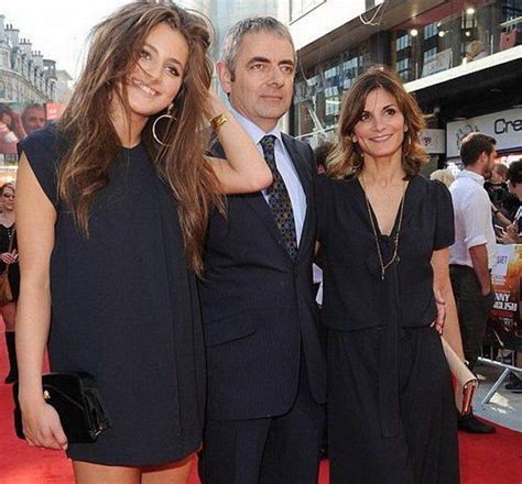 But it seems that he can't afford to buy his daughter a brush. Mr.Bean Daughters rare pics ~ RamReddy Tech