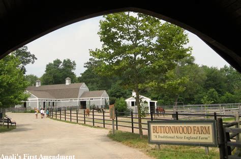 New Bedfords Buttonwood Park Zoo Farm