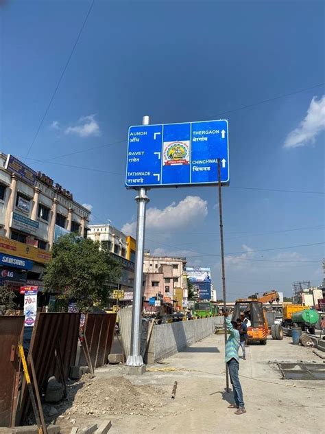 Retro Reflective Sign Boards For Road Safety At Rs 174000 Piece In