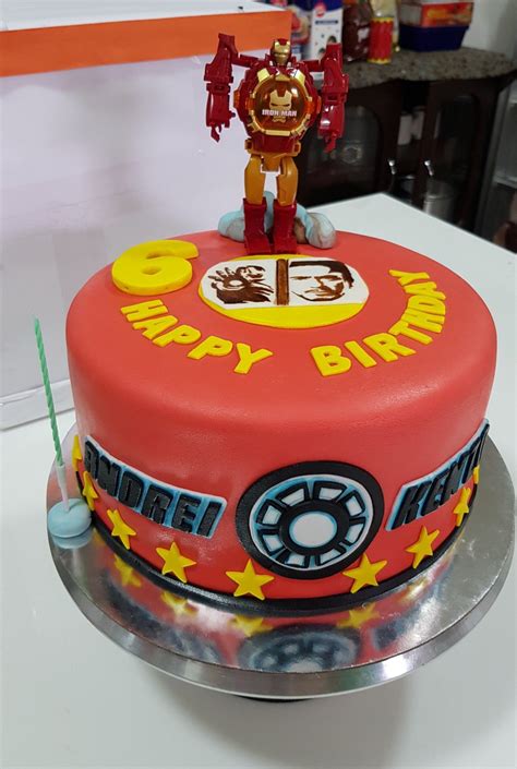 I think it's safe to say that this iron man lamp fits that bill perfectly. Iron Man cake | Ironman cake, Cakes for men, Themed cakes