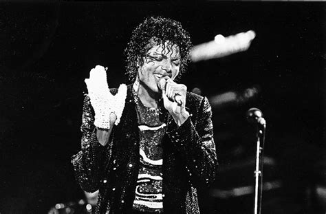 Michael jackson (†50) und david rothenberg (†42) pflegten zu lebzeiten eine besondere bindung. Am 29. August wäre Michael Jackson 60 Jahre alt geworden ...