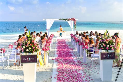 Whether you're coming from around the corner or around the world, you can relax because we take care of everything. Best Beach Wedding Destinations in Miami - Forever Events