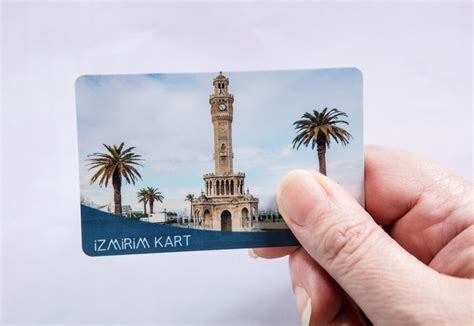 Hes yazıp aralarında boşluk bırakarak sırasıyla yabancı kimlik numarası, doğum yılı ve hes kodunun geçerli olması gereken gün sayısını yazıp. HES Kodu-İzmirim Kart eşleştirme süresi 20 Aralık'a uzatıldı