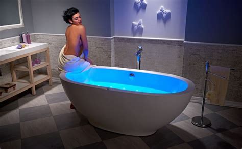 Aquatica Karolina Relax Solid Surface Air Massage Bathtub Air