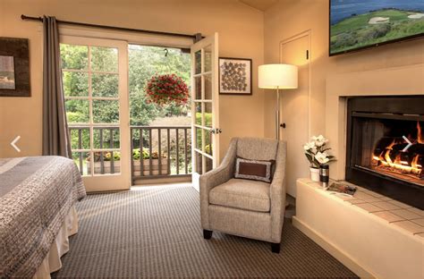 Pennsylvania romantic weekends are easy to come by with a landscape dotted with bed and breakfasts, country inns, small hotels and classic resorts. Romantic Hotels & Inns Monterey Peninsula - Romantic ...