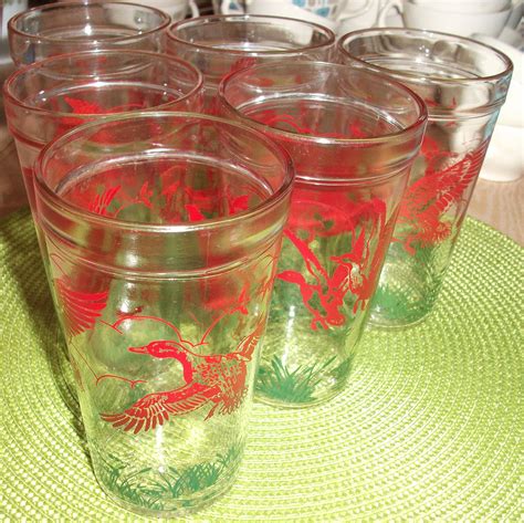 Hazel Atlas Glass Tumblers With Red And Green Duck Hunt Scene SOLD