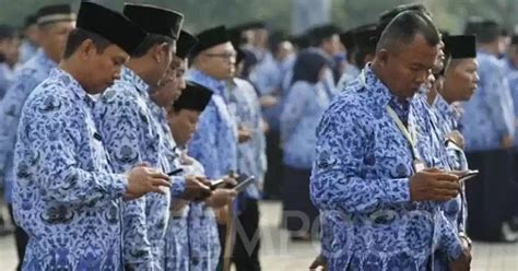 Herman fithra, rektor universitas malikussaleh, lhokseumawe | opini. Sistem Kerja Pegawai ASN dalam Tatanan Normal Baru pada ...