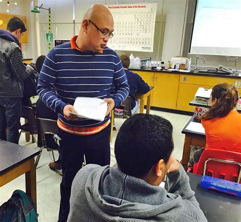 Texas Teacher Forced To Resign After Public Outrage For Spirit Day Outfit Bored Panda