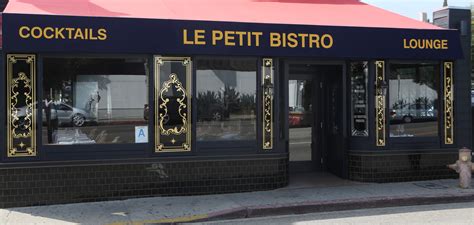 The Famous Le Petit Bistro In Los Angeles Is Better Than Ever On