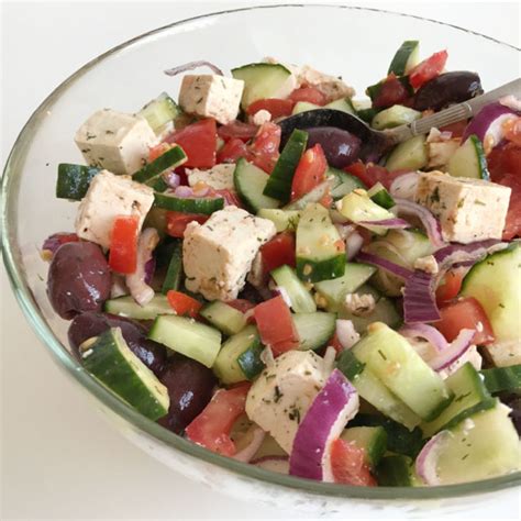 Wat Eet Je Dan Wel Griekse Salade Met Tofu Feta Wat Eet Je Dan Wel