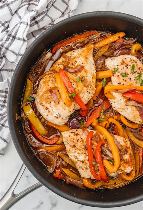 Chicken With Bell Peppers And Onions Recipe Simplyrecipes