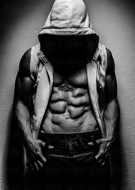 Muscular Man In Hoodie Porandreas Gradin