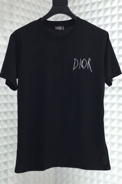 Dior v neck t shirt in black for men, lyst. Christian Dior, Men's T-Shirt, Black - hps fashion