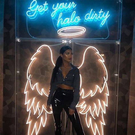 led selfie quote figure in 2020 nightclub design neon signs neon lighting
