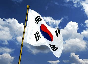 I find the explanation of the red and blue, circular symbol to be simple enough for my mind to grasp. 태극기 소스(펄럭이는) & 31절 100주년