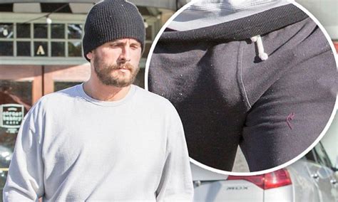 Scott Disick Shows Off Bulge As Kourtney Wants Another Try Daily Mail
