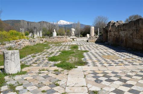 The Apodyterium Changing Room Of The Hadrianic Baths Aphrodisias