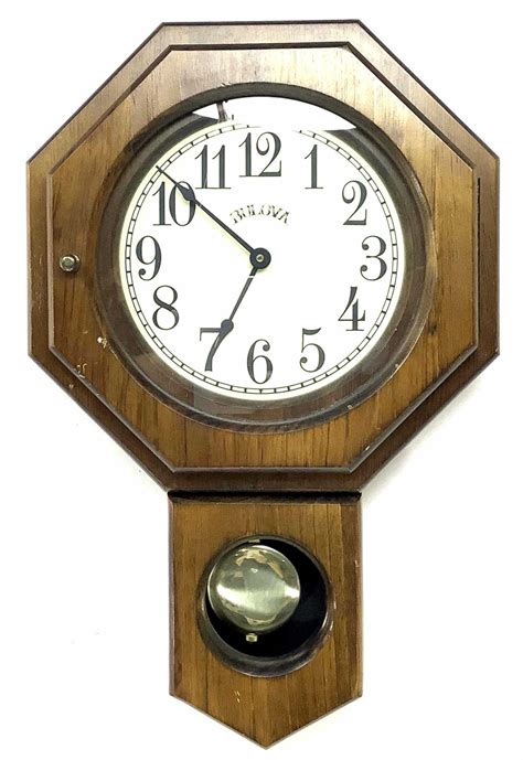 Lot Vintage Bulova Pendulum Wall Clock In Oak Case