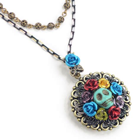 day of the dead sugar skull necklace