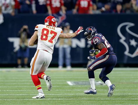 Javascript is required for the selection of a player. NFL players with the hottest body parts - Outsports
