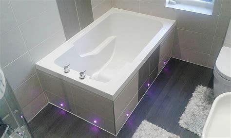 Ofuro or japanese soaking tubs are truly the art of the bath. A History of Deep Soaking Tubs (part 1) - Cabuchon