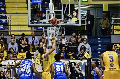 20.12.201719:00wrd ewe baskets oldenburg banco di sardegna sassari here you will find all of the online results of banco di sardegna sassari matches for yesterday, today, tomorrow letting you monitor changes of the table. Fiat Torino vs Banco di Sardegna Sassari - Basket 2016/2017