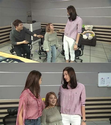 카피툰은 네이버웹툰 다음웹툰 카카오웹툰 레진코믹스 짬툰 투믹스 탑툰 만화책 미리보기 및 다시보기를 제공합니다. TV체크 '나 혼자 산다' 김연경-박나래, 엄청난 키 차이 ...