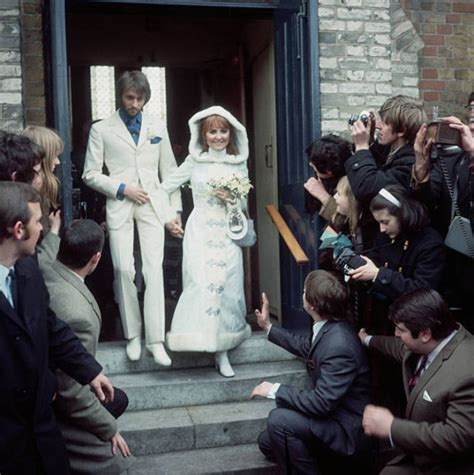 pictures of lulu and maurice gibb of the bee gees on their wedding day in 1969 vintage news daily