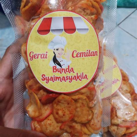 Sajian seblak kerupuk kering kali ini adalah jenis kerupuk yang tidak mengembang sehingga tekstur dari sajian seblak kali ini terasa keras namun tetap renyah dan nikmat untuk disantap. Kerupuk seblak bantet kiloan termurah | Shopee Indonesia