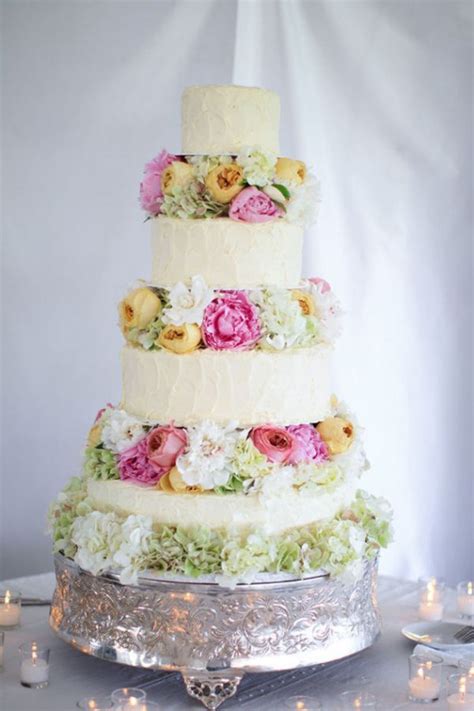 Flaunt your unique style with a wedding cake that is anything but traditional. 18 Beautiful Ideas for Perfect Wedding Cake Decoration ...