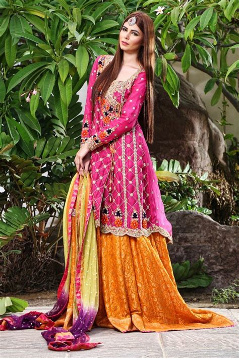 Designer Pakistani Mehndi Dresses By Sana Abbas Bridal Collection 2023