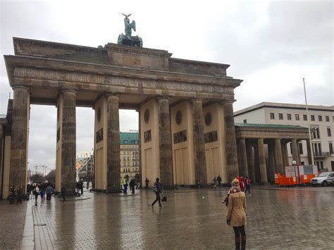 Samantha Angell: Travel & Lifestyle Blog: Brandenburg Gate: A ...