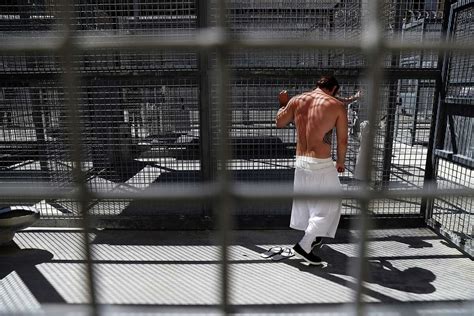 Death Row Inmate Slashes Officer At San Quentin