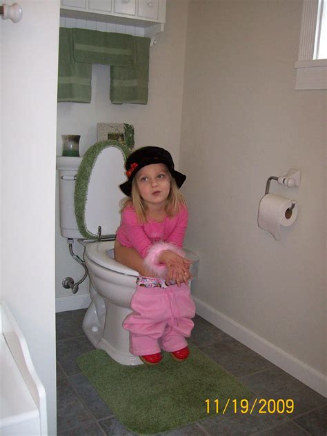 Young Girl Pooping Telegraph