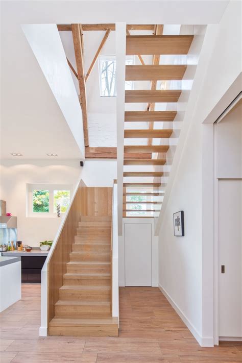 Building stairs is easier than you might think and with these easy steps, you can learn how to do it yourself. How To Build Interior Wood Stairs | Easy-To-Follow How To ...