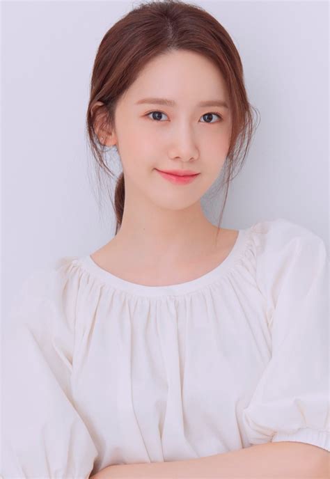 Snsd Yoona Will Star In The Korean Movie Miracle Wonderful Generation