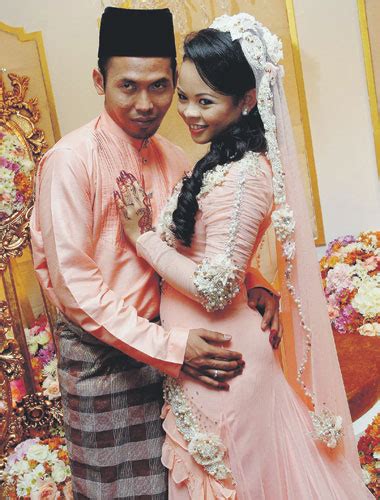 Quality assurance and localization specialist. Cinta Hati Fadiela: Perkahwinan Siti Sarah dan Shuib