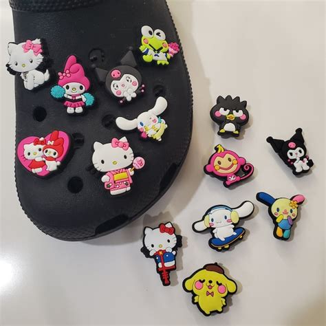 Hello croc kitty charms