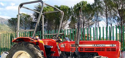 Le nostre cabine per trattore omologate coprono una vasta gamma di trattori di varie marche. Archi di protezione per trattori agricoli e forestali