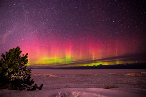 1920x1080 Aurora Borealis In Marquette Michigan Laptop Full Hd 1080p Hd 4k Wallpapers Images
