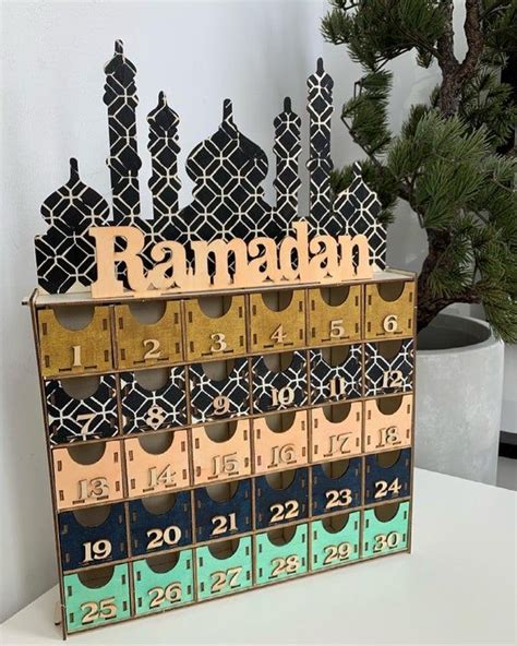 Ramadan Décor Wooden Iftar Countdown Advent Calendar Scandi Blue